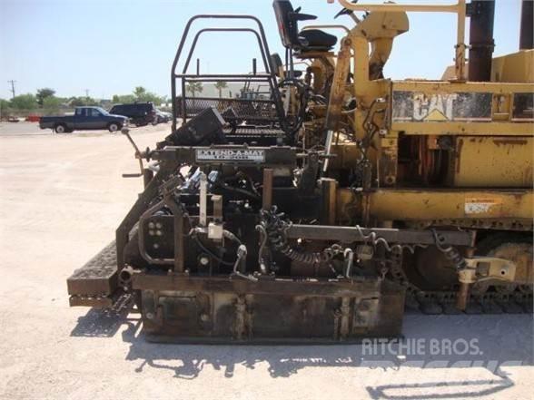CAT AP-1050B Asfaldilaoturid