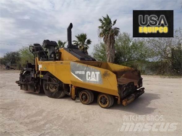 CAT AP-600D Asfaldilaoturid