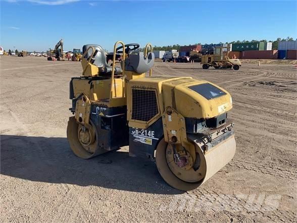 CAT CB-214E Ühe trumliga rullid
