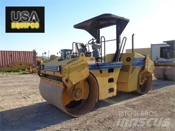CAT CB-534D Ühe trumliga rullid