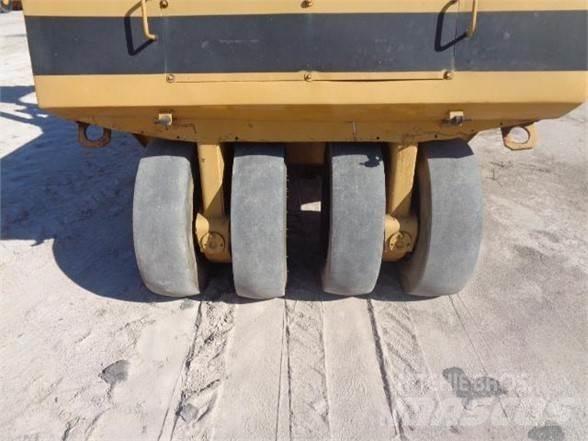CAT PS-130 Pneumorehvidega rullid