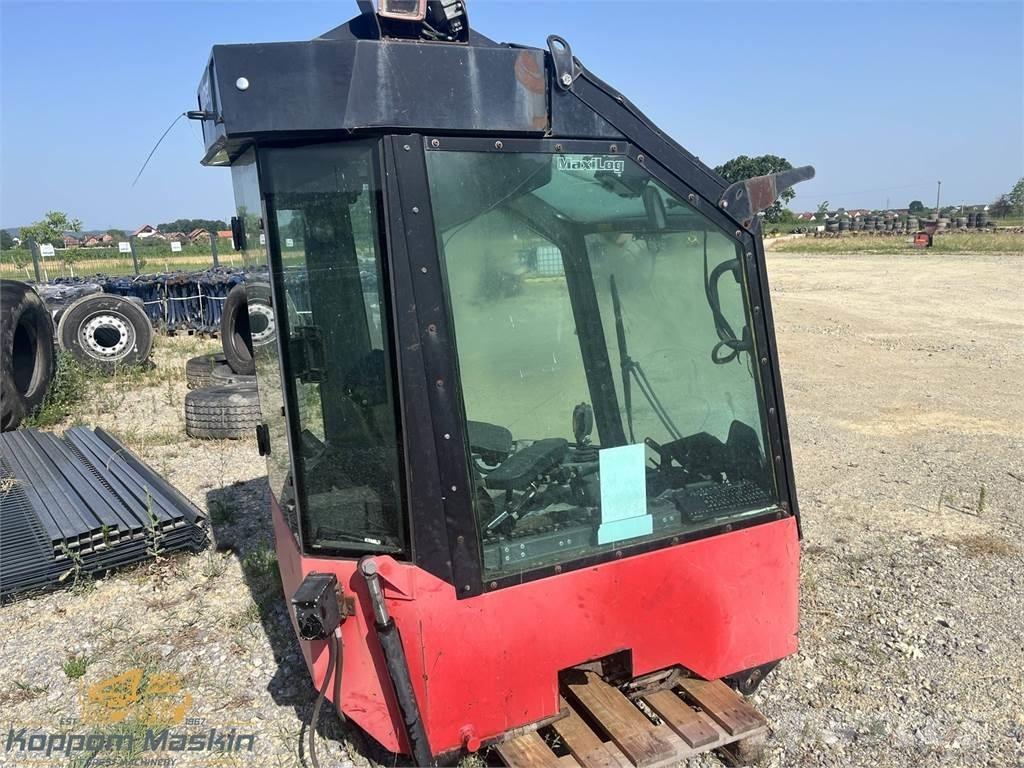 Valmet 911.1 Kabiinid