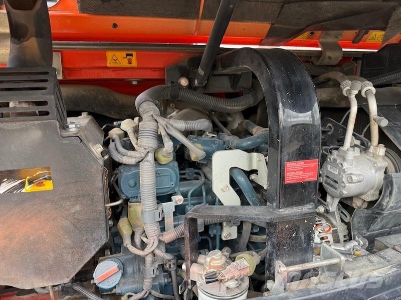 Kubota KX 080-4 Väikeekskavaatorid 7t-12t