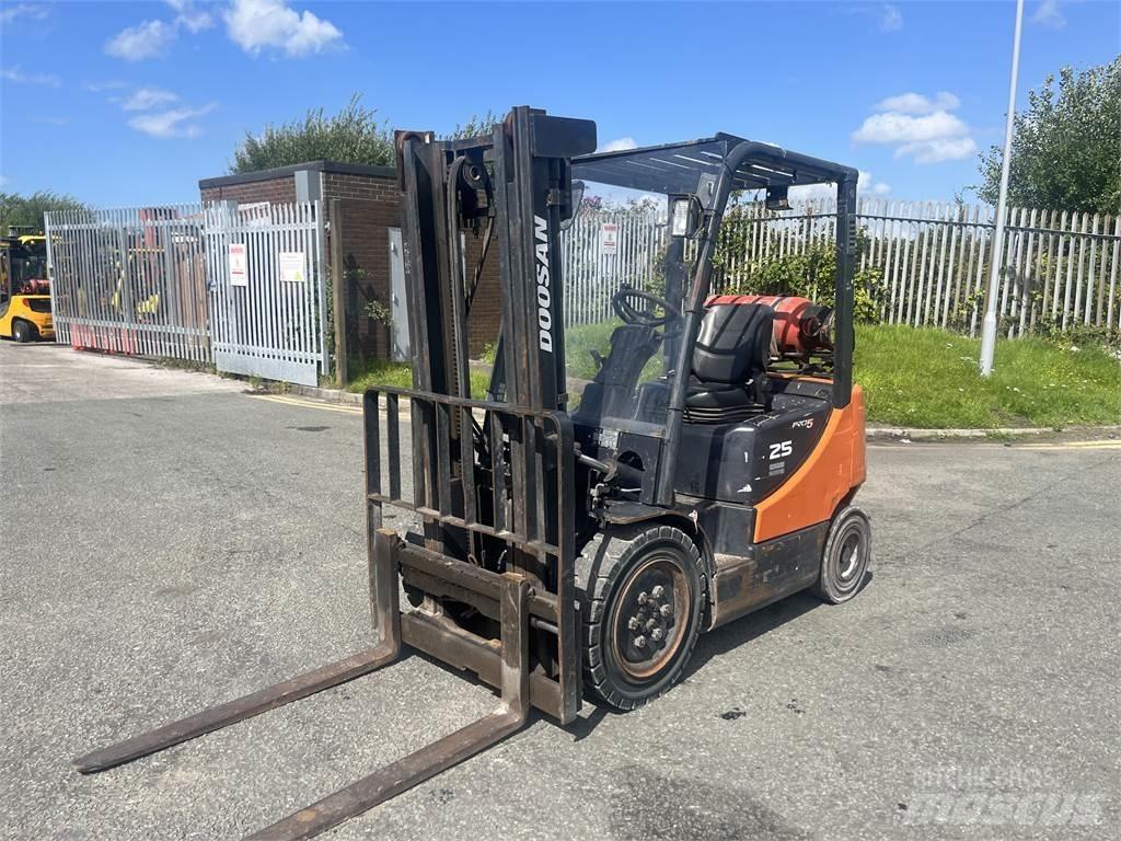 Doosan G25P-5 Gaasitõstukid