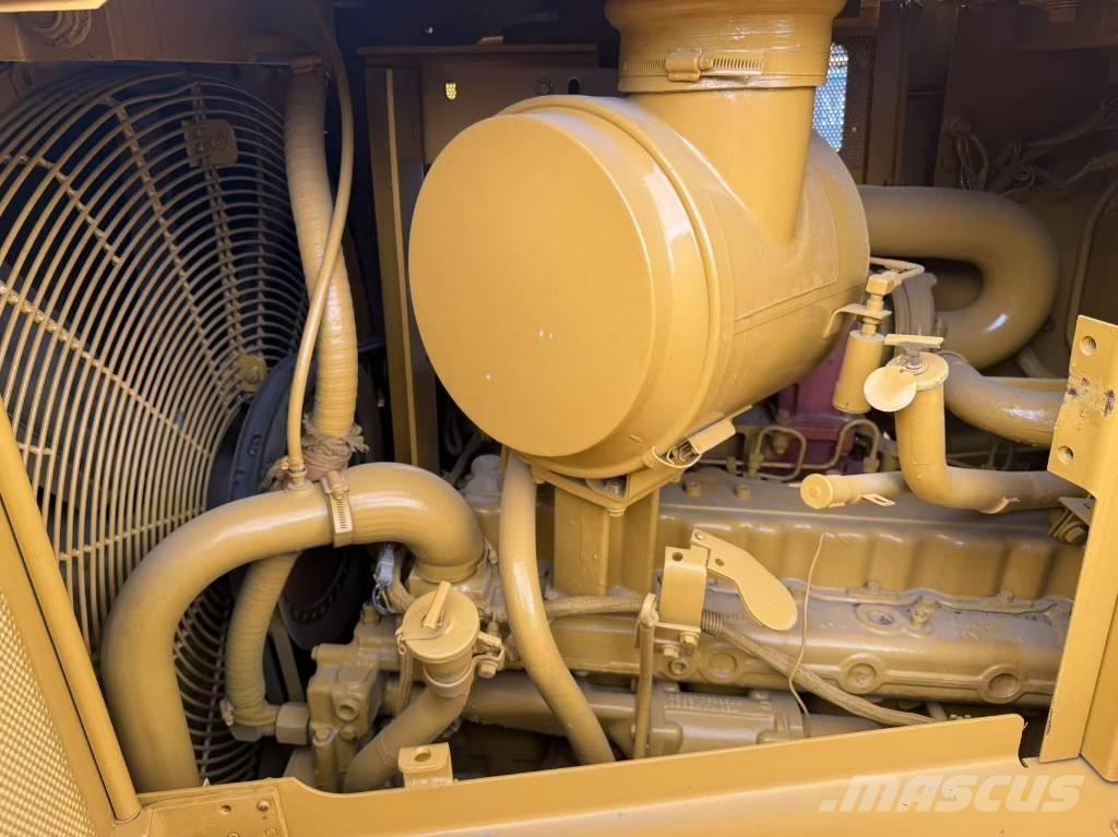 CAT D 6 R Buldooserid