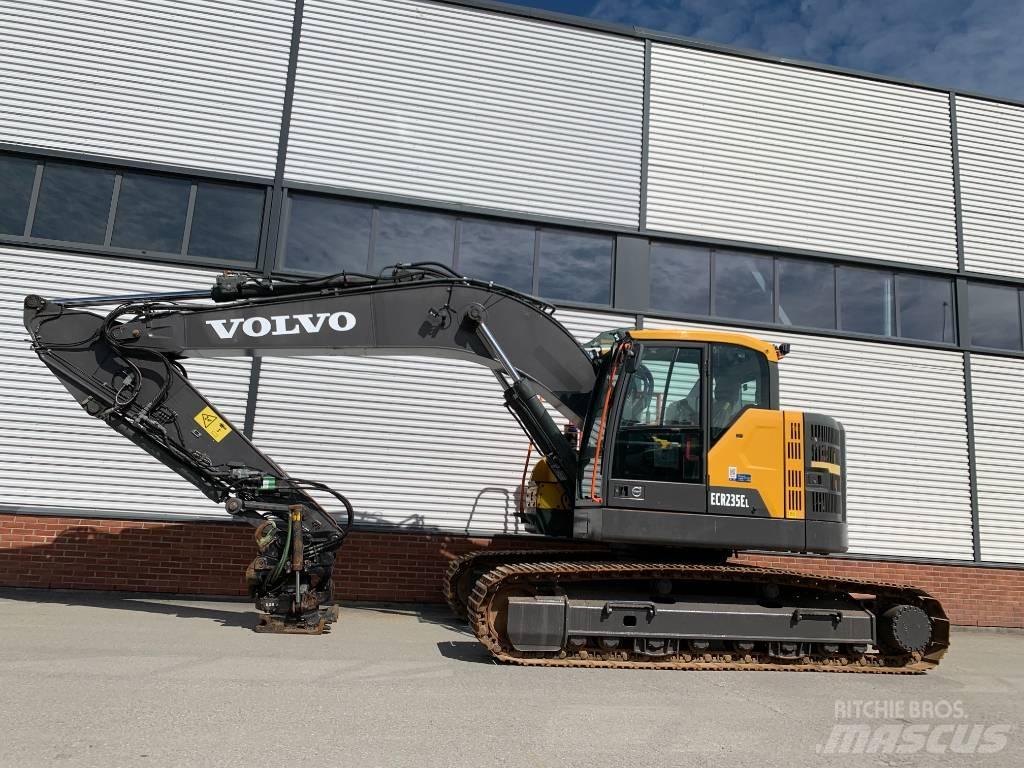 Volvo ECR235EL Roomikekskavaatorid