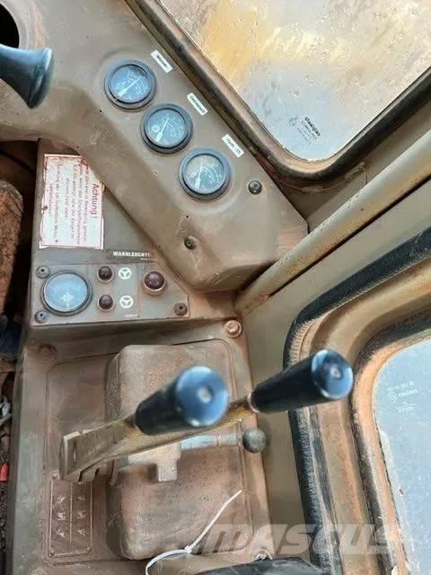 CAT 966D Rataslaadurid