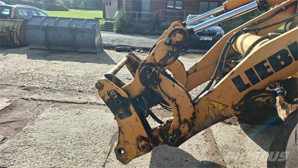 Liebherr L524 Muu