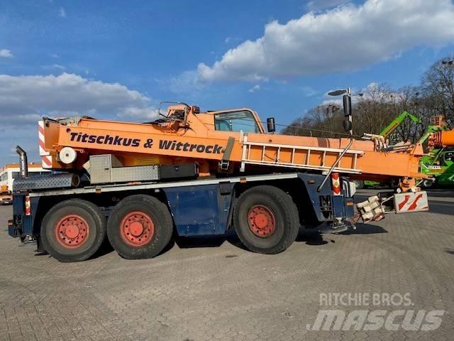 Terex Demag AC 40-1 Maastikutõstukid