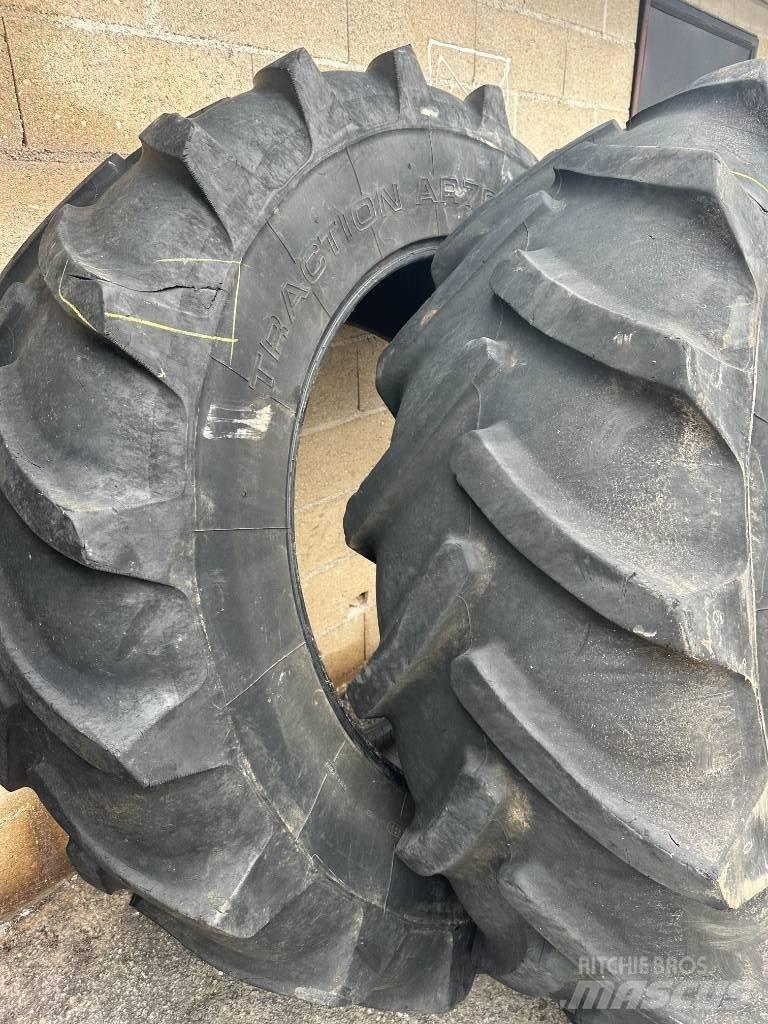 Barum 520/70R38 Rehvid, rattad ja veljed