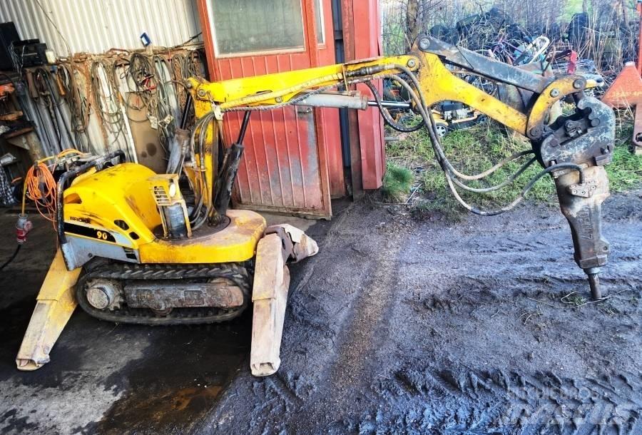 Brokk 90 Lammutusekskavaatorid