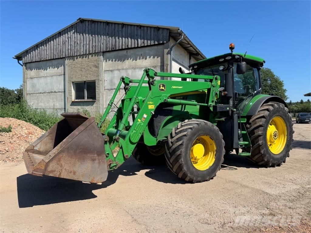 John Deere 7230 r Traktorid