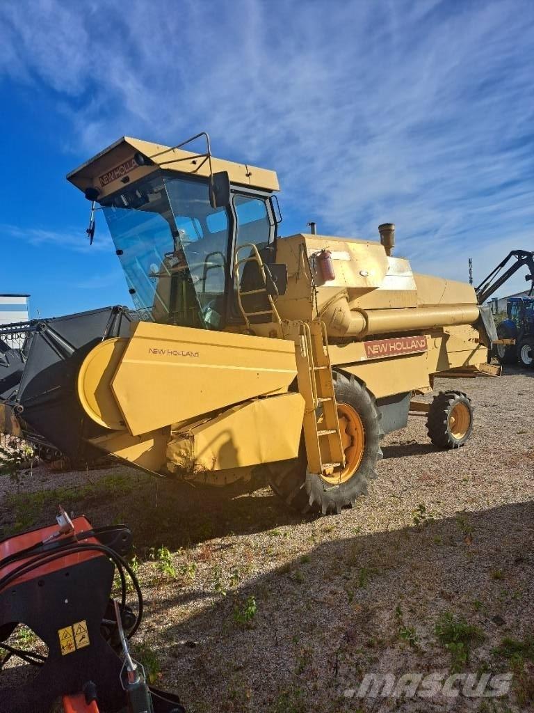 New Holland 8030 H Teraviljakombainid