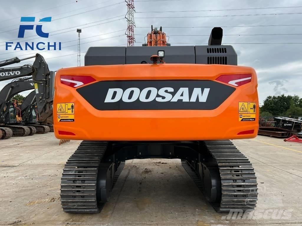Doosan DX 530 LC-3 Roomikekskavaatorid