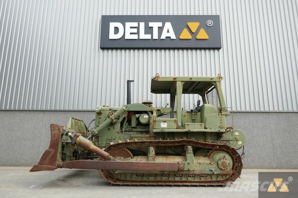 CAT D7F Ex-army Buldooserid