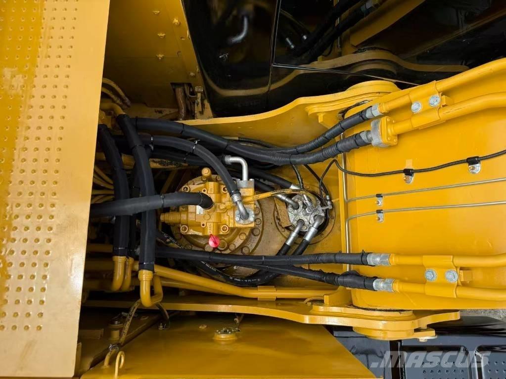 CAT 320 D L Roomikekskavaatorid