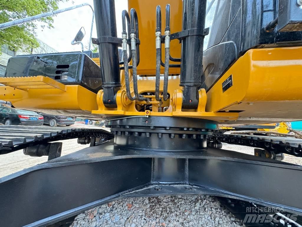 CAT 324 D L Roomikekskavaatorid