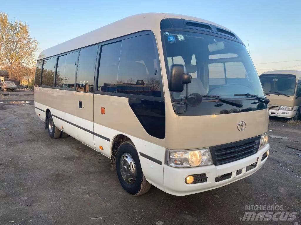 Toyota Coaster Bus Väikebussid