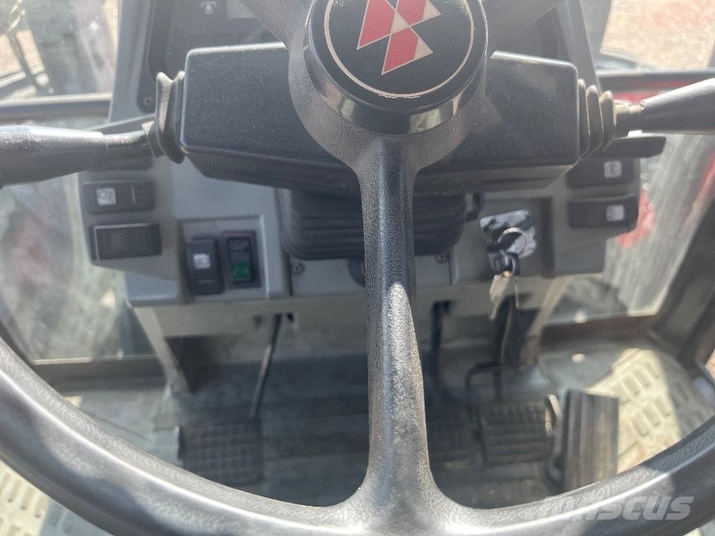 Massey Ferguson 8110 Traktorid