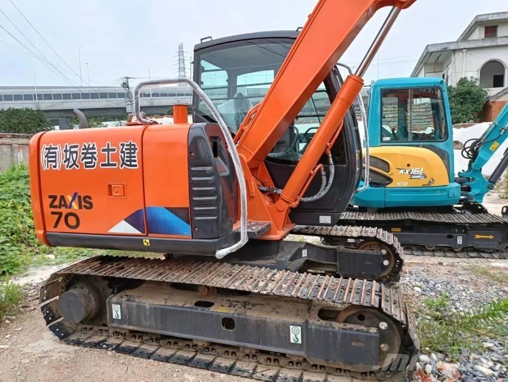 Hitachi ZX70 Miniekskavaatorid < 7 t