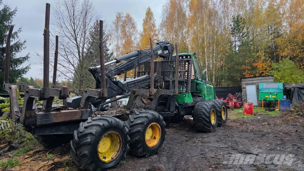 John Deere 1510 E Forwarderid