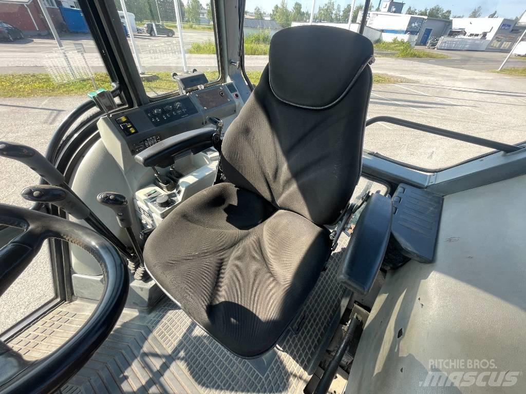 Valmet 6900 Traktorid