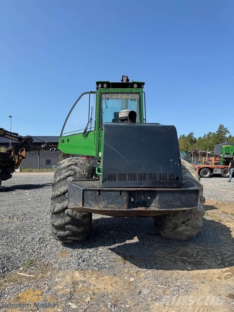 John Deere 1470D Harvesterid