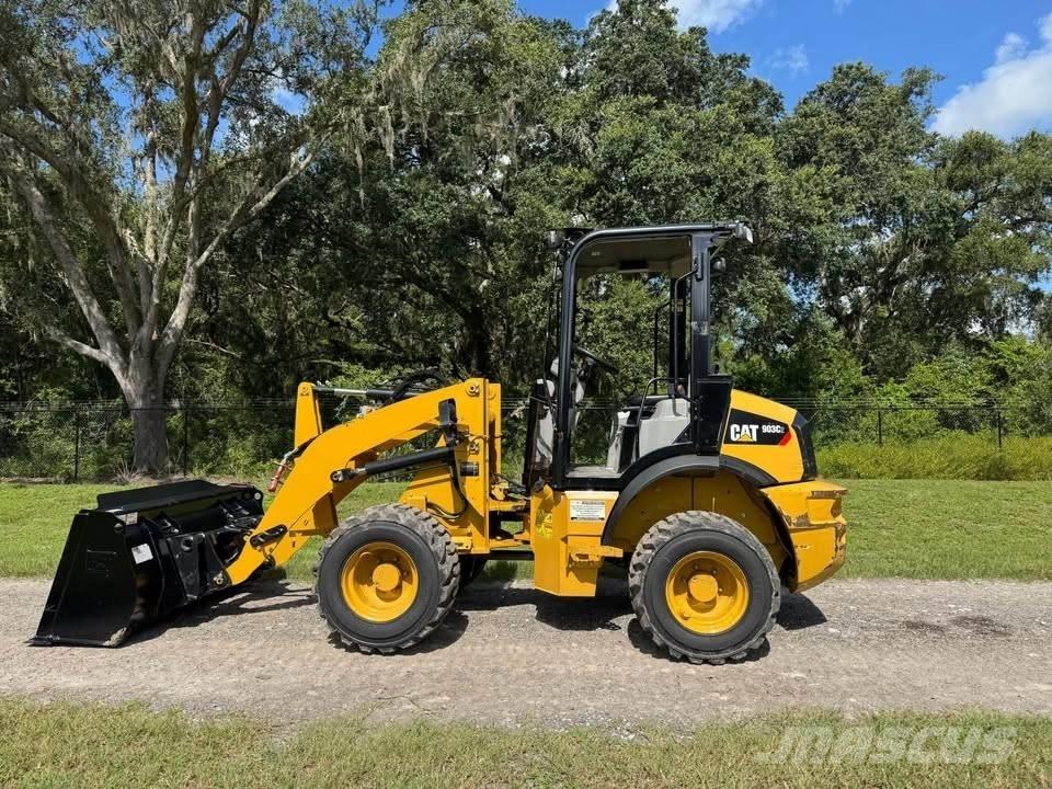 CAT 903 C2 Rataslaadurid