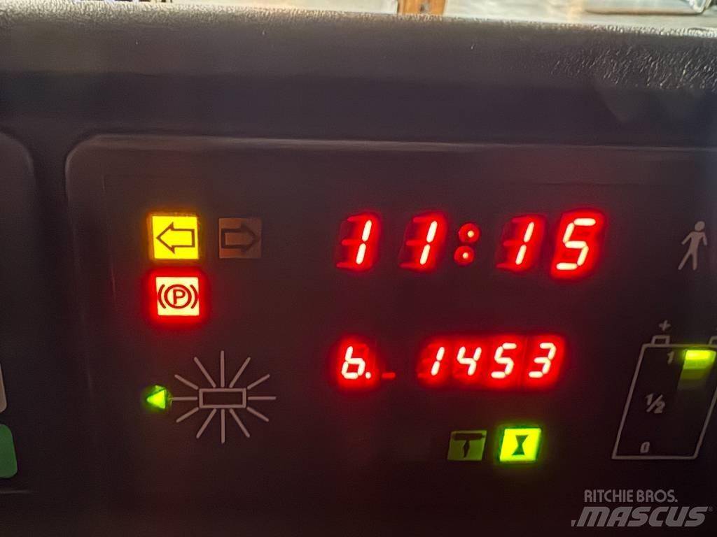 Toyota RRE 140 Lükandmastiga tõstukid