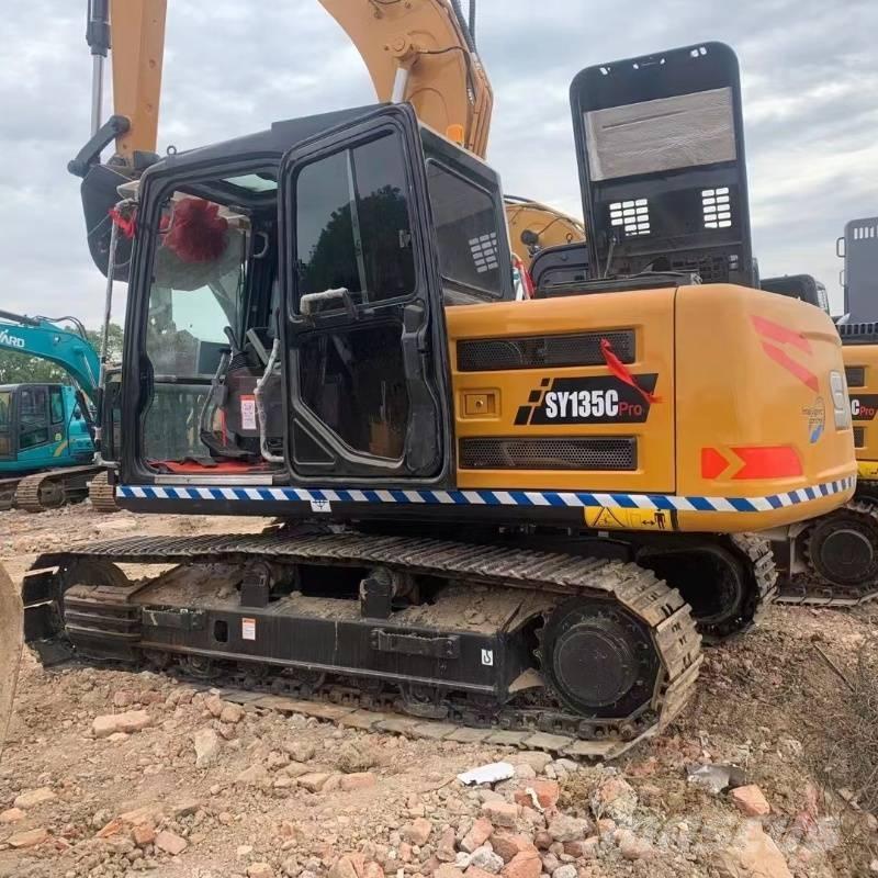 Sany SY 135 Roomikekskavaatorid