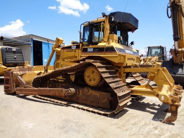 CAT D 6 R II Buldooserid