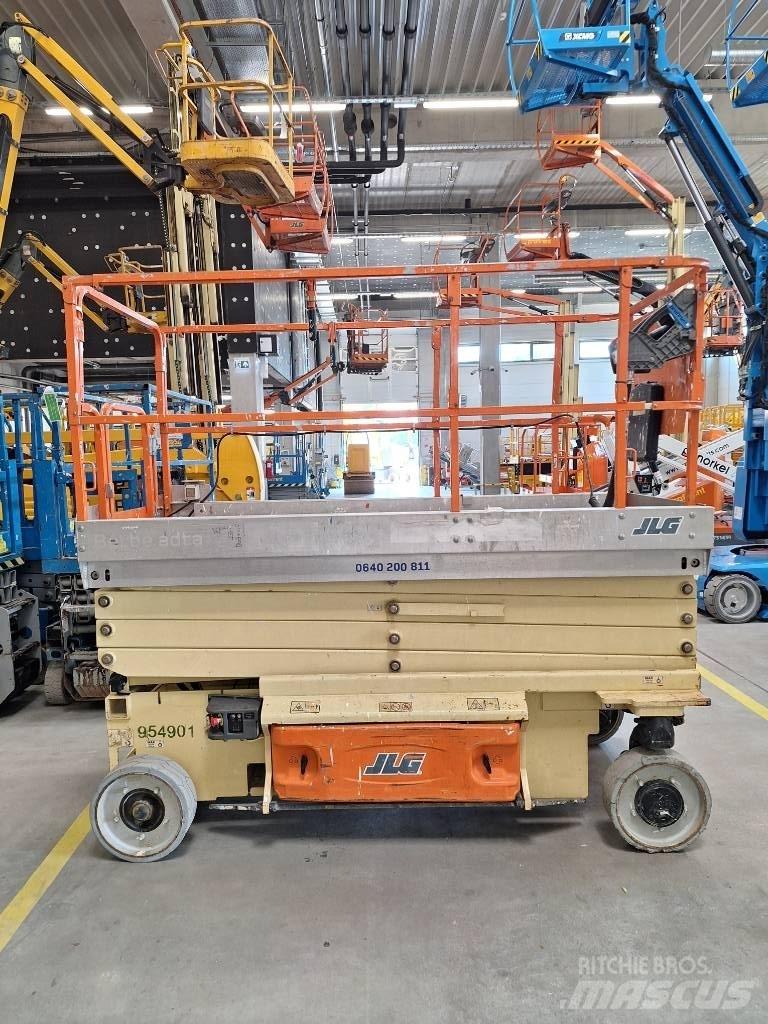 JLG 2646 ES Käärtõstukid