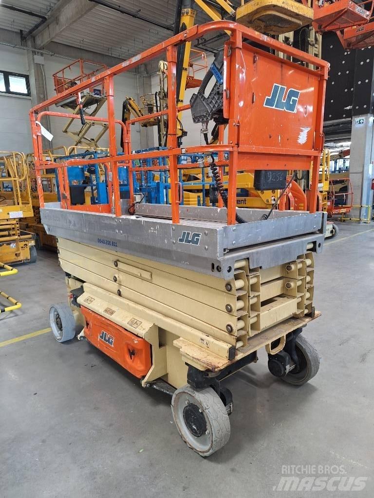 JLG 2646 ES Käärtõstukid