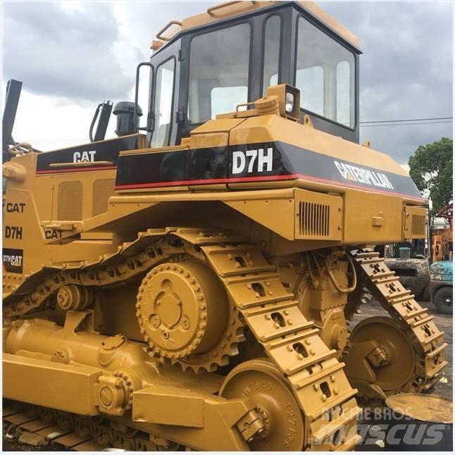 CAT D7H Buldooserid