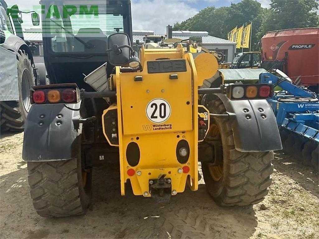 JCB 542-70 Põllumajanduslikud teleskoopkäitlejad