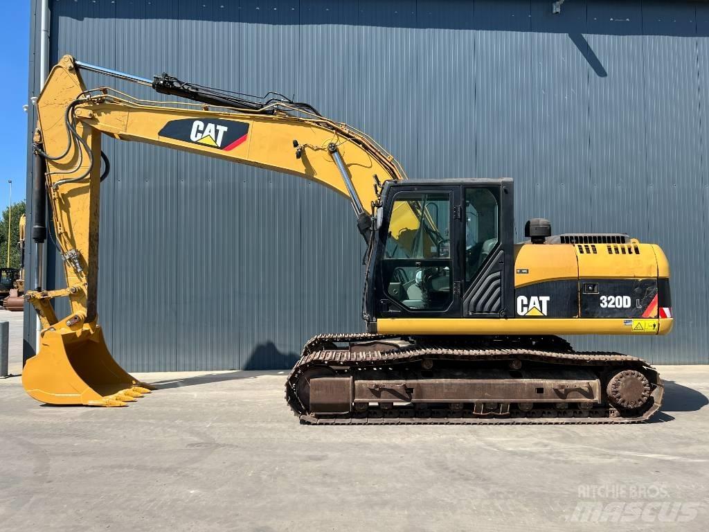 CAT 320 D L Roomikekskavaatorid