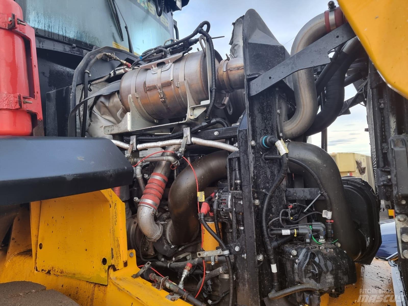 JCB 437 Hi-Tip Rataslaadurid