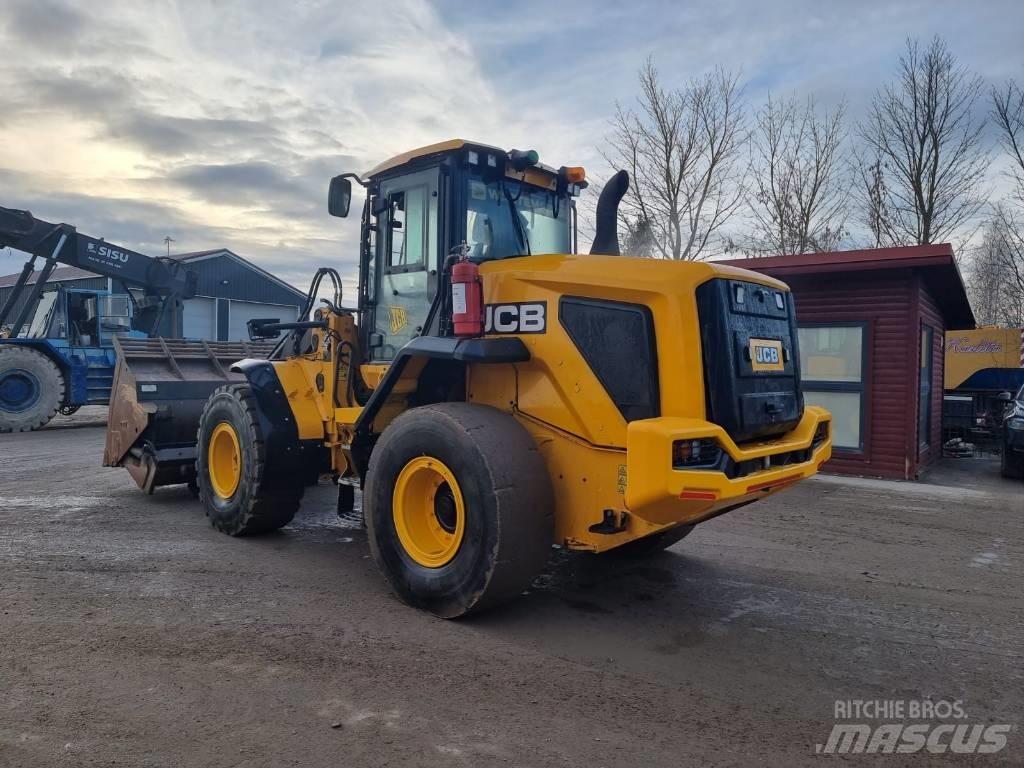 JCB 437 Hi-Tip Rataslaadurid