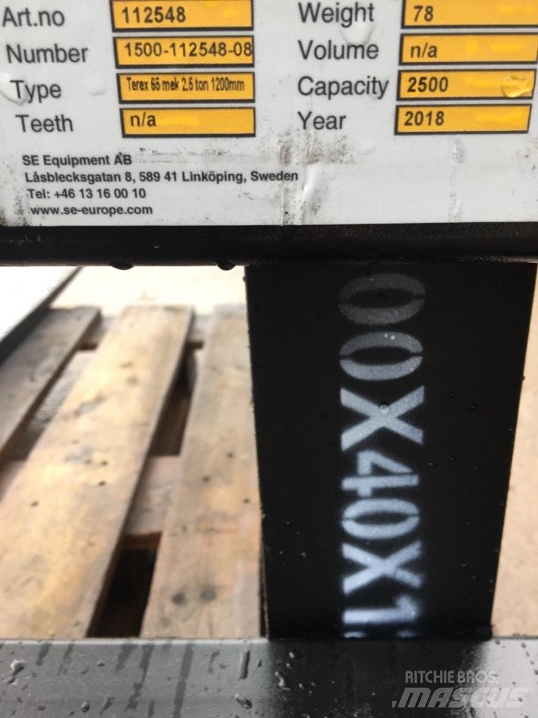  SE AB Terex TL65-80 Tõstekahvlid