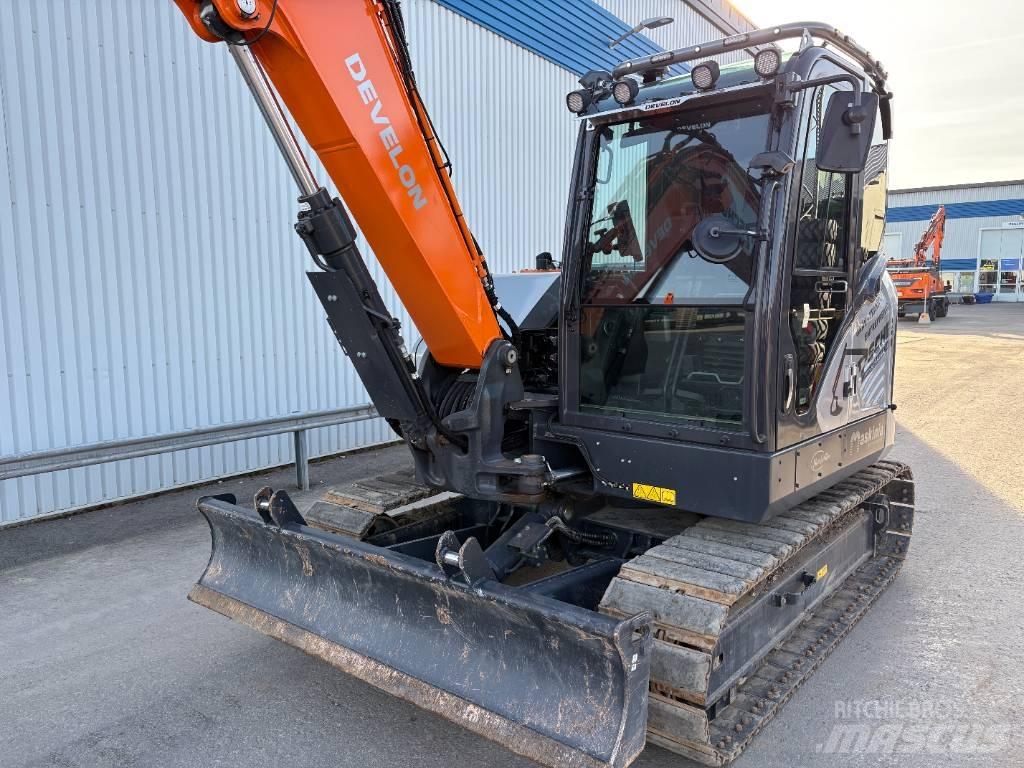 Develon DX 85 R-7 Väikeekskavaatorid 7t-12t