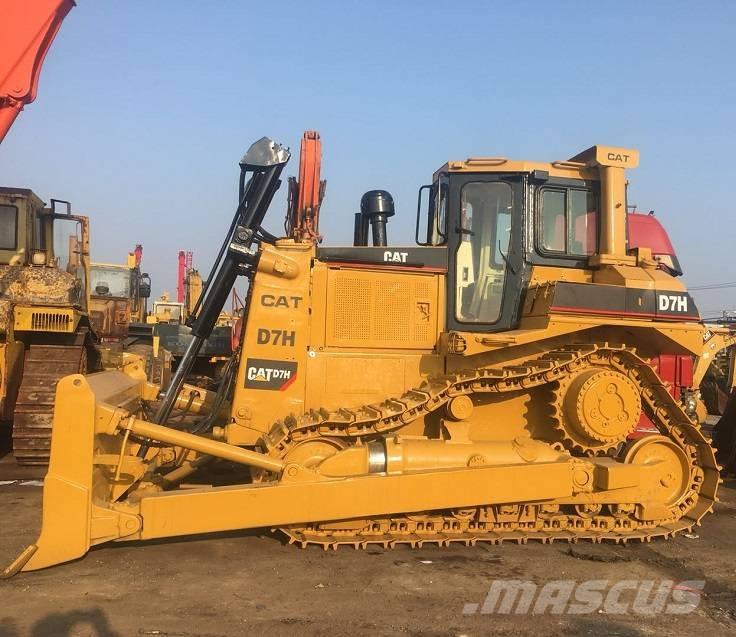CAT D7H Buldooserid