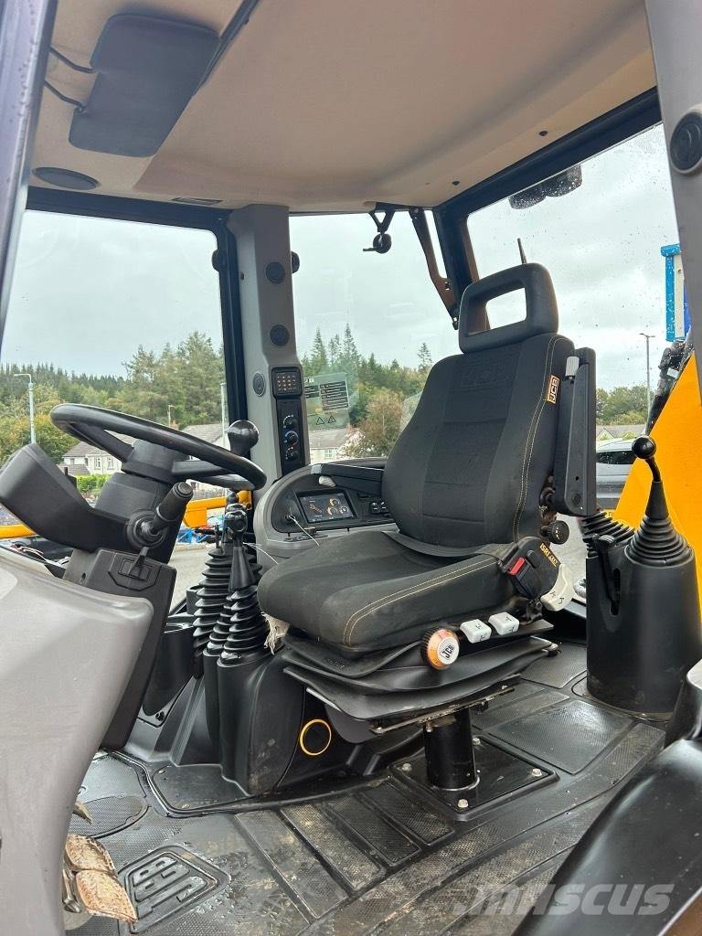 JCB 3CX 81kW / 108 BHP Ekskavaatorlaadurid