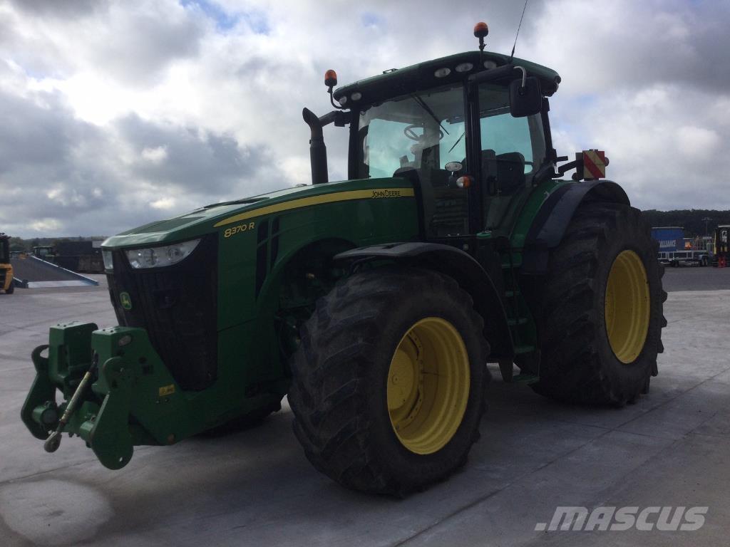 John Deere 8370R Traktorid