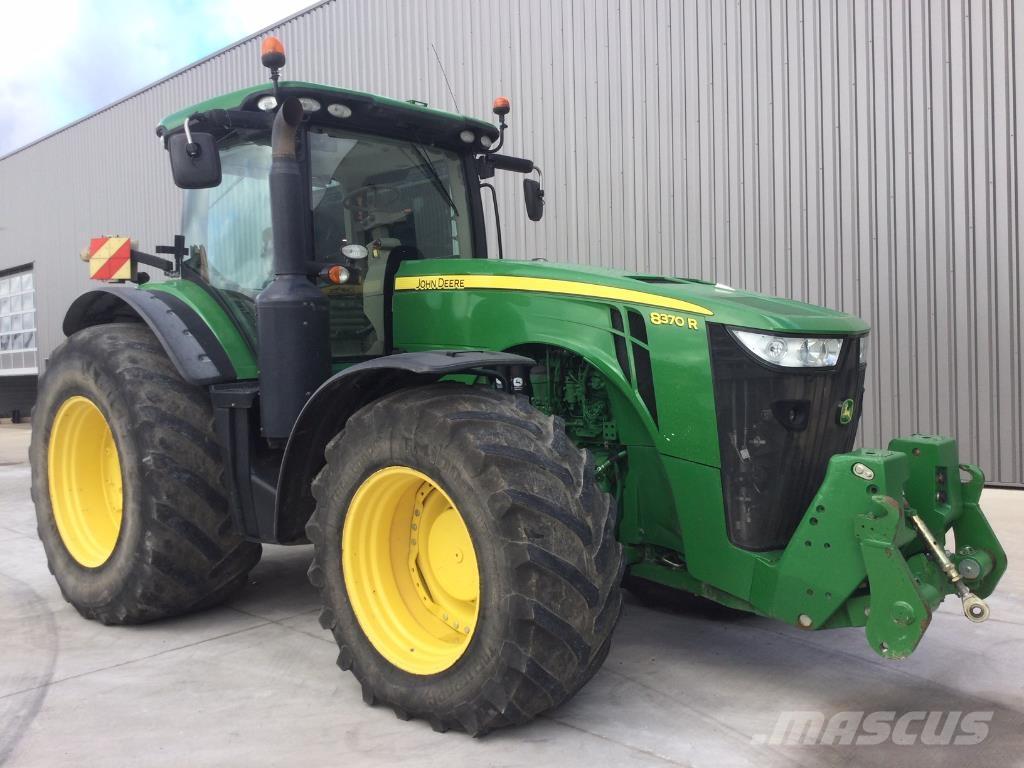 John Deere 8370R Traktorid