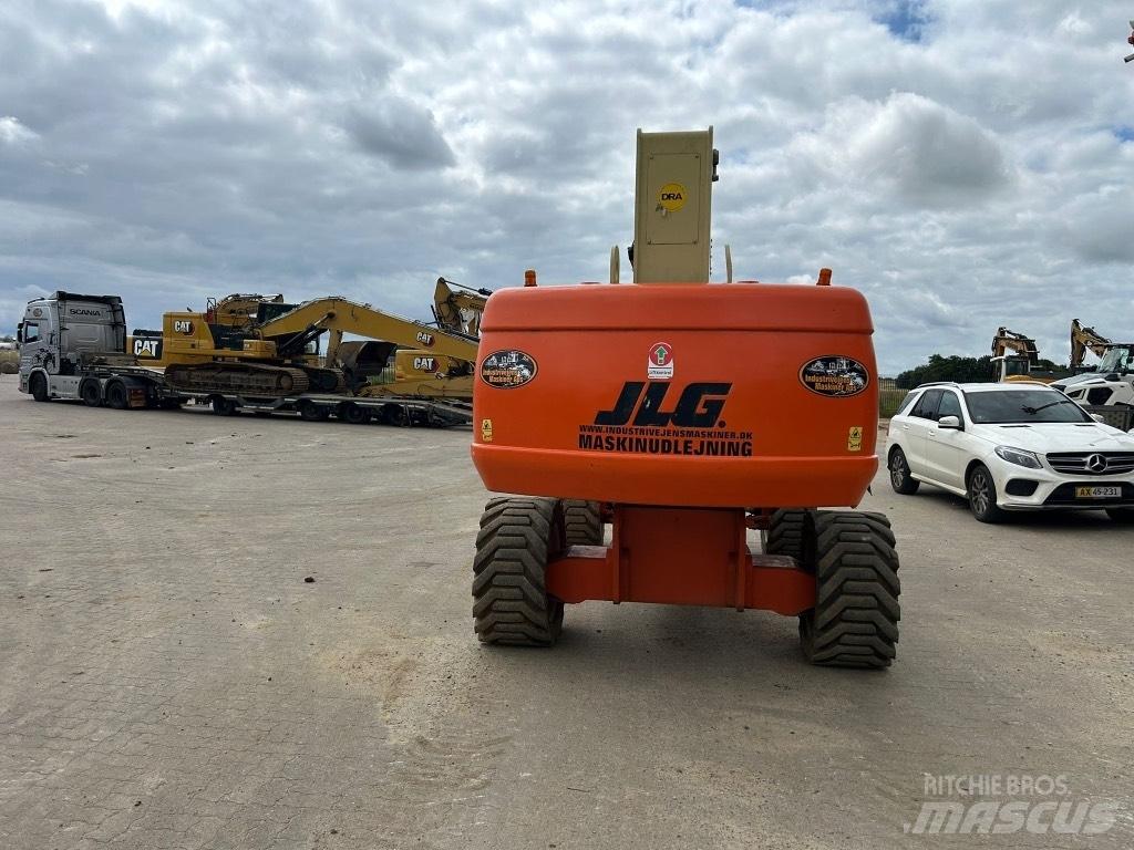 JLG 860 SJ Teleskoop poomtõstukid
