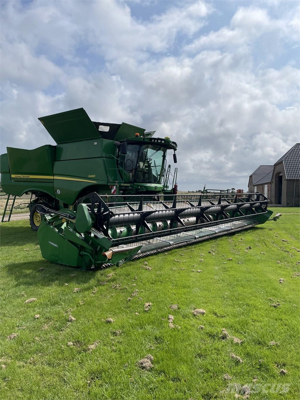 John Deere S 680 Teraviljakombainid