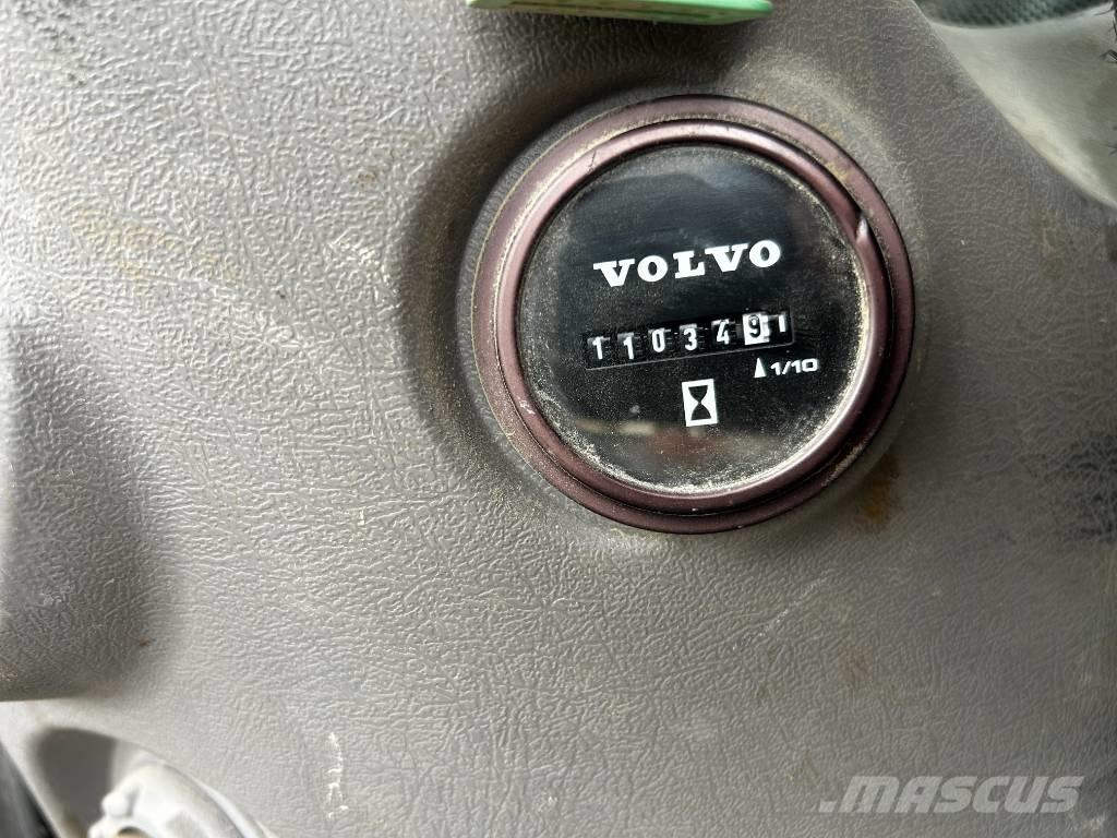 Volvo EC750EL Roomikekskavaatorid
