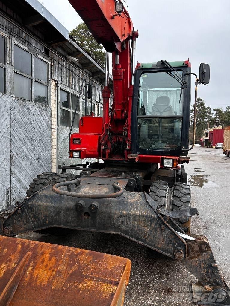 JCB JS 130 W Ratasekskavaatorid