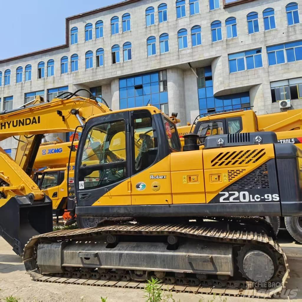 Hyundai 220lc-9s Roomikekskavaatorid