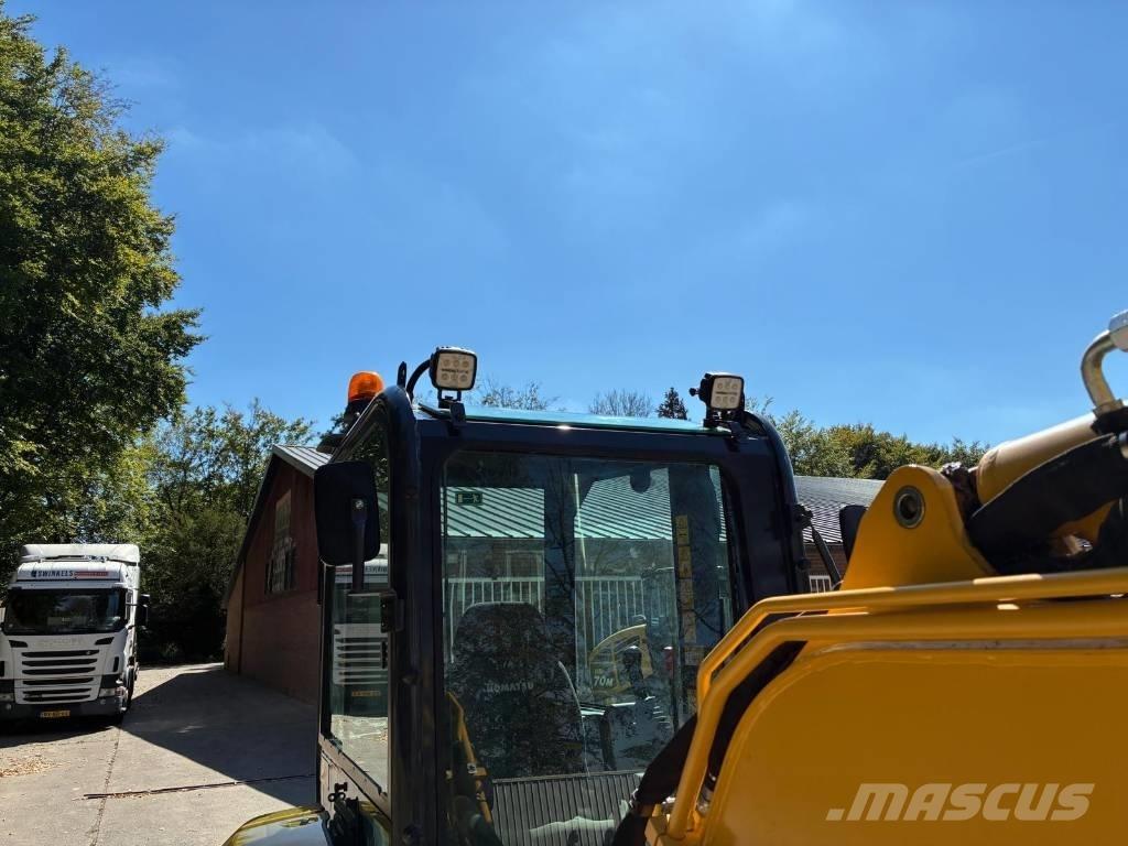 Komatsu PC26MR-5 Miniekskavaatorid < 7 t